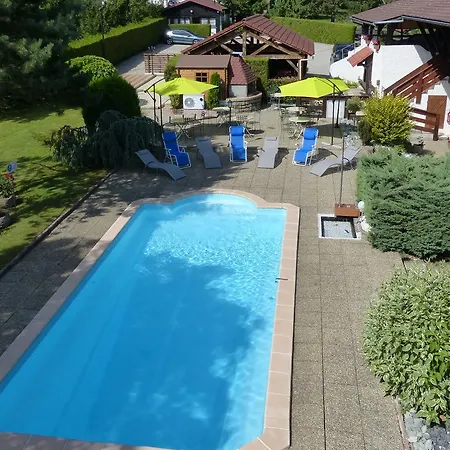 Hotel La Vieille Ferme Étupes